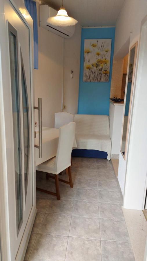 Apartment Jerolima Dugi Rat Exteriör bild